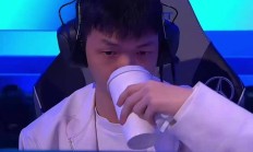 开云体育中国-FNC险胜MAD，ShowMaker操刀奇招英雄翻盘激烈交锋四强赛，强势挺进下一轮