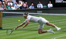 开云体育中国-意大利网球队爆冷英国网球队，兹维列夫高光表现的简单介绍