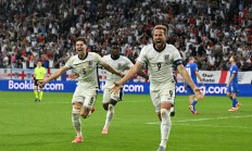 开云体育下载-西班牙惨遇瑞士绝杀，险胜晋级