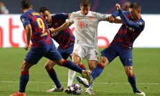 开云下载-巴塞罗那前景不定，战绩起伏不定的简单介绍