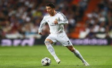 开云体育在线-火线复出的带刀卫，阿什拉夫一传一射，征服魔鬼主场