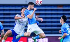 开云体育下载-申花新秀表现抢眼，球队逐渐走出低谷