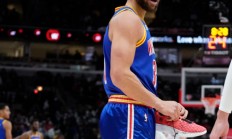 开云体育官方网站-公牛客场惨败黄蜂，萨扬斯30+10