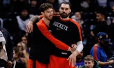 开云体育APP下载-火箭队客场击败灰熊队，遭遇两连败