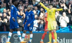 开云体育中国-爵士惨失优势，竞逐次轮仍难抉择