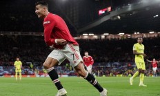 开云体育官网-华特福德连续两轮不胜，英超排名逐渐下滑