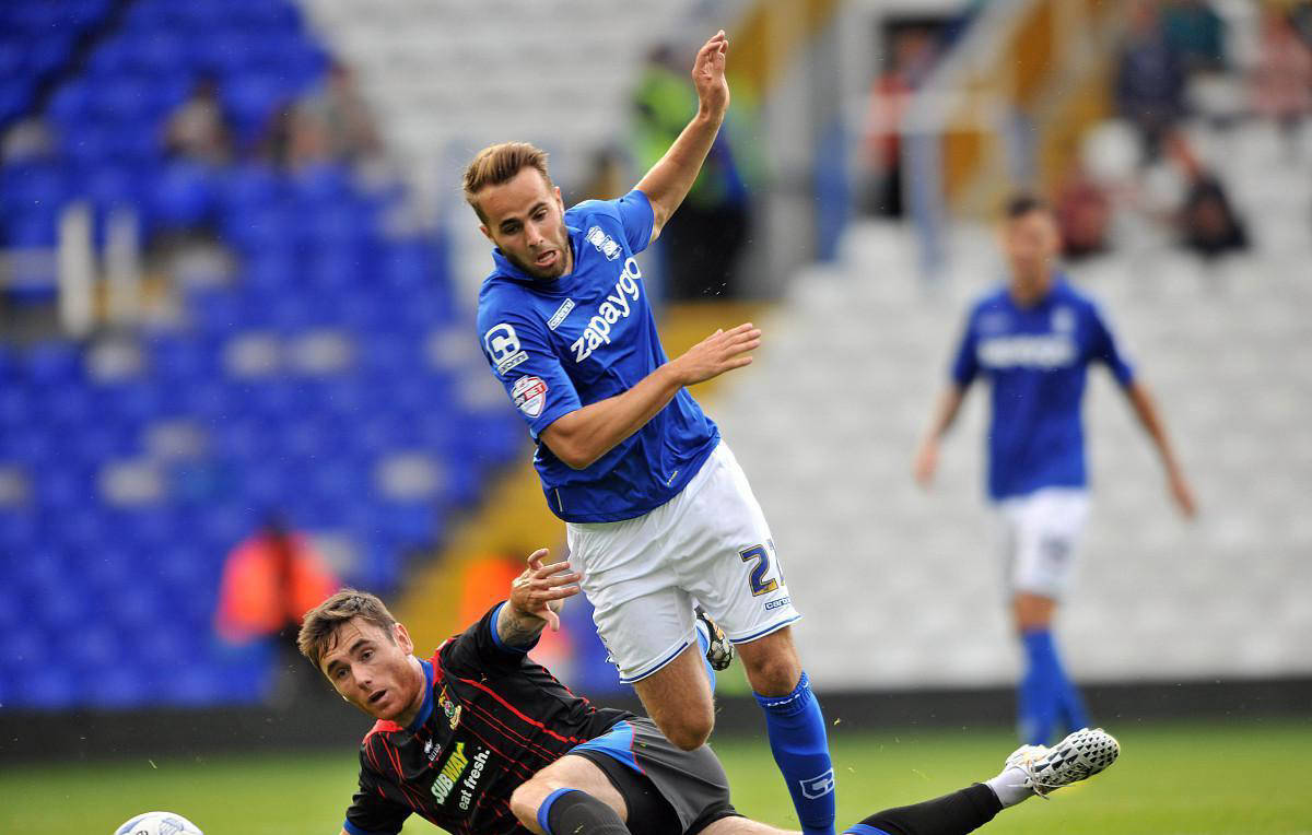 国际米兰遭遇失利，继续努力