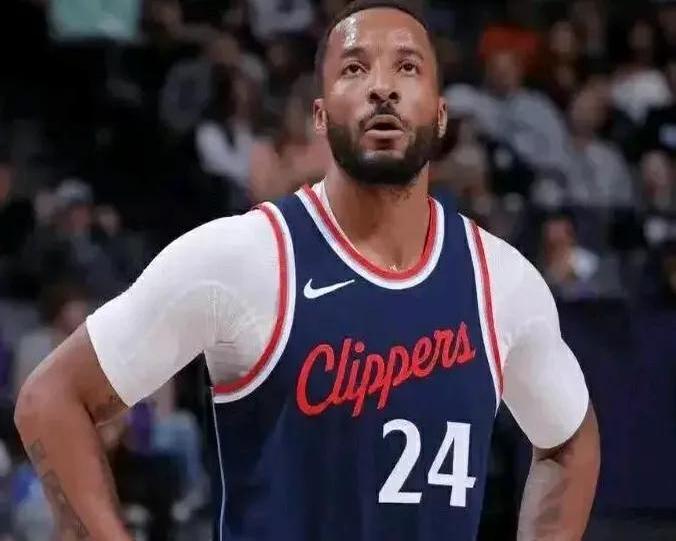 猛龙队老将宣布退役，结束漫长篮球生涯