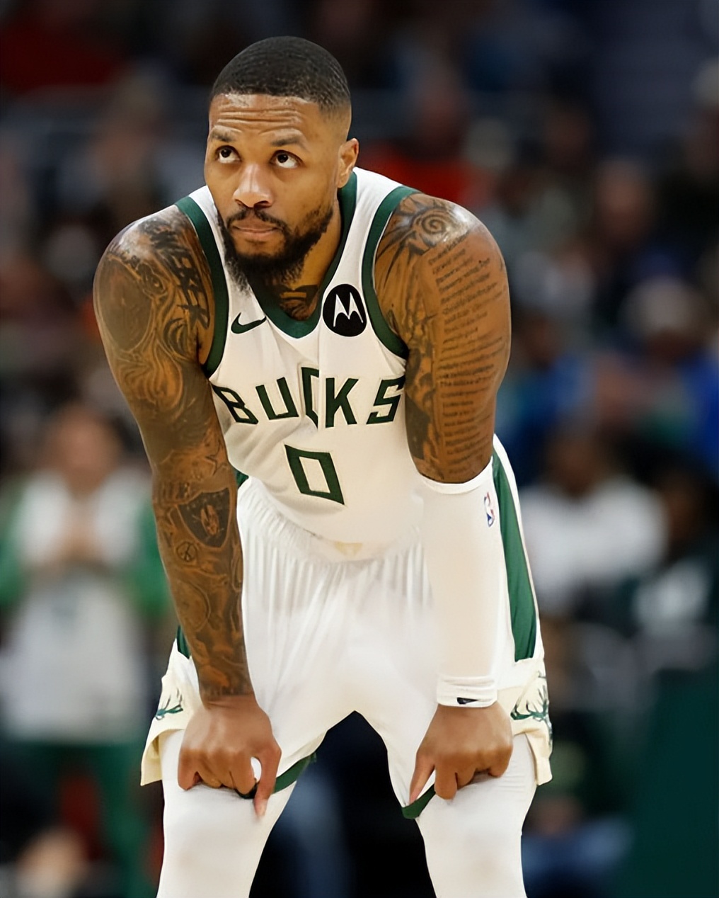 开拓者主场告捷，利拉德单节砍下分压哨绝杀