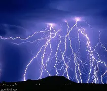 雷加利斯主场逼平赫塔费，保持不败