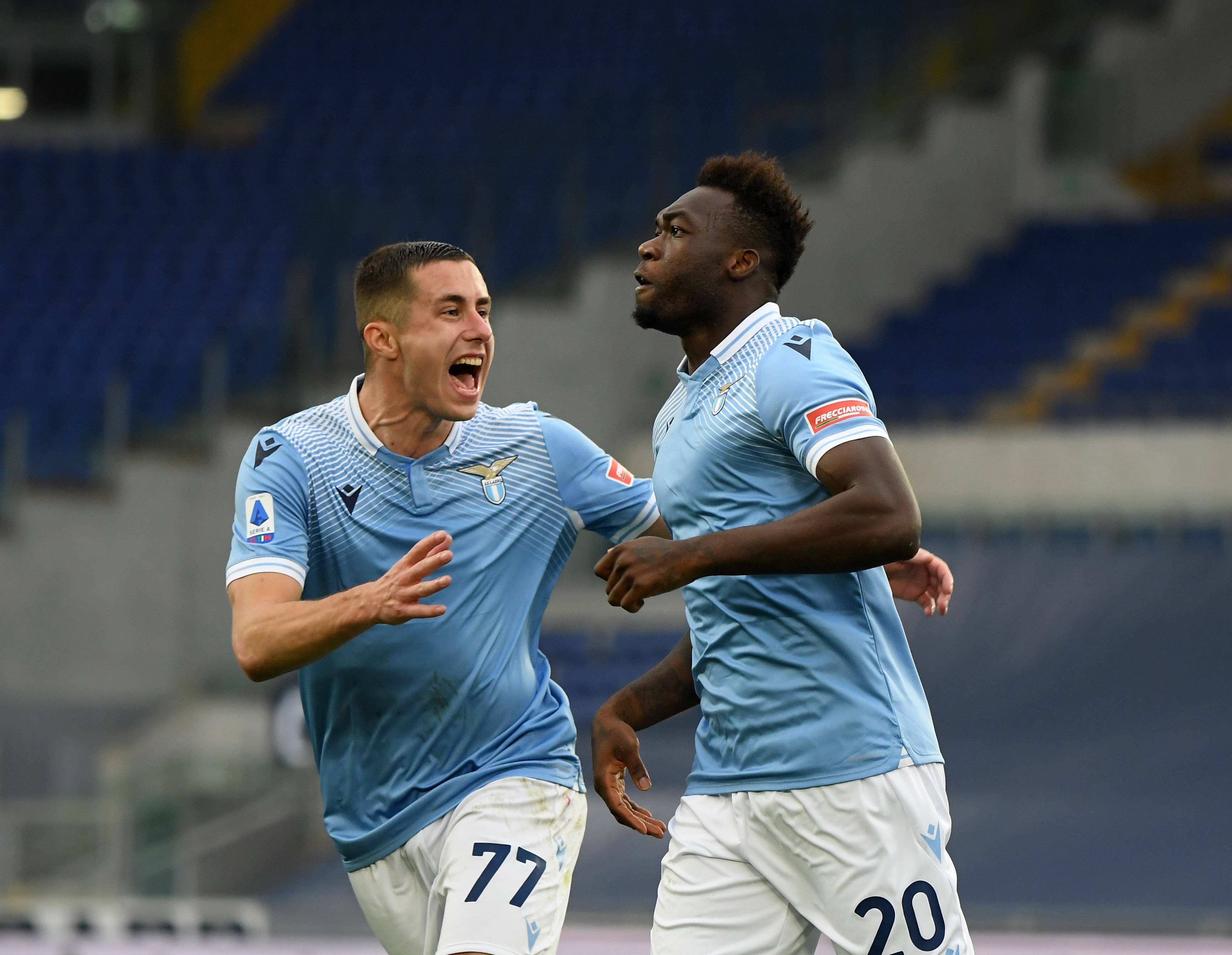 包含拉脱维亚队在欧预赛中力挫对手，意气风发！的词条