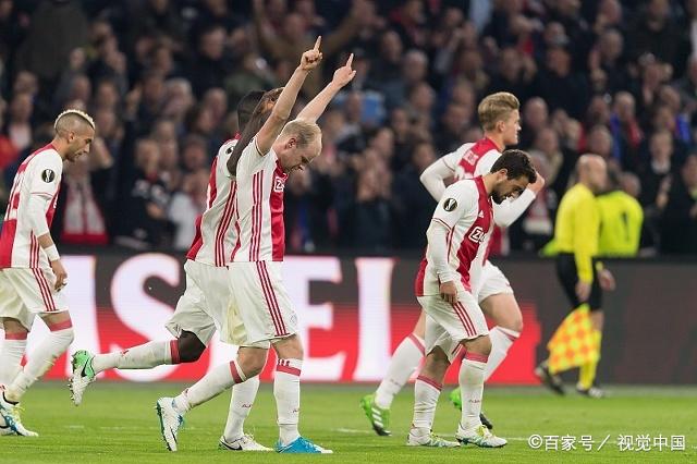 关于阿贾克斯连闯欧冠四强，雄心勃勃的信息