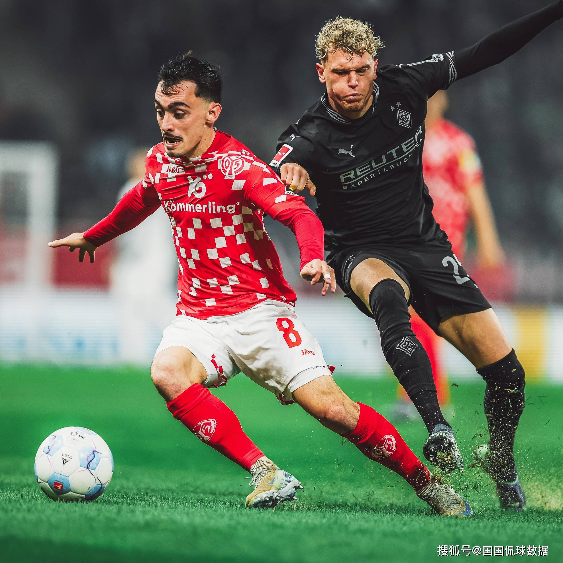 沙尔克挑战美因茨，争取主场优势的简单介绍