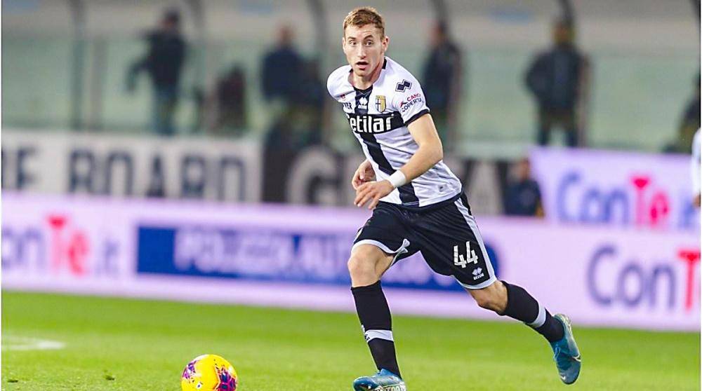 帕尔马在主场负于卡利亚里，遭遇三连败的简单介绍