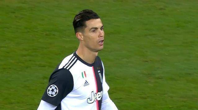 尤文图斯冷静晋级，C罗再创辉煌