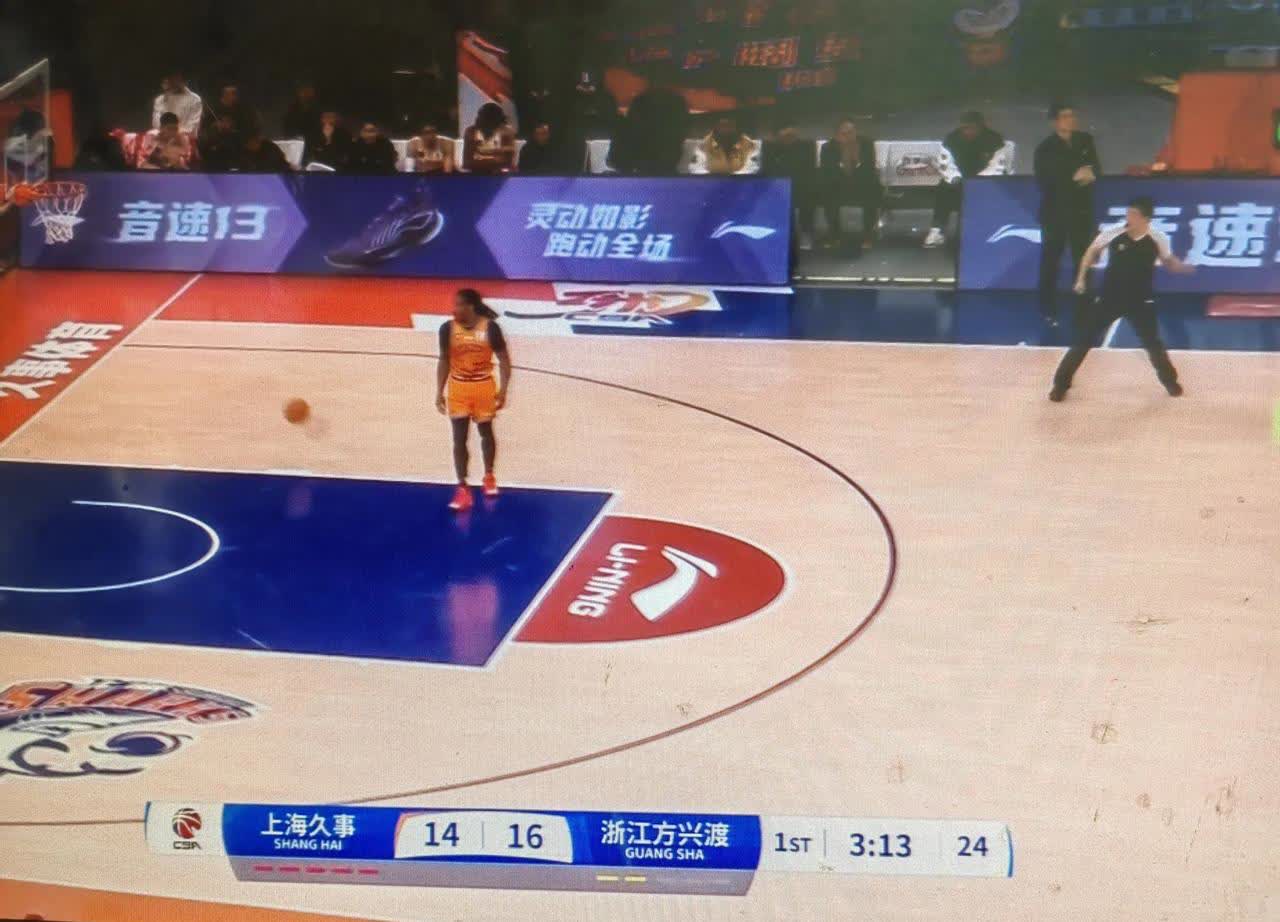 包含武汉卓尔实力助力阵容齐整备战的词条