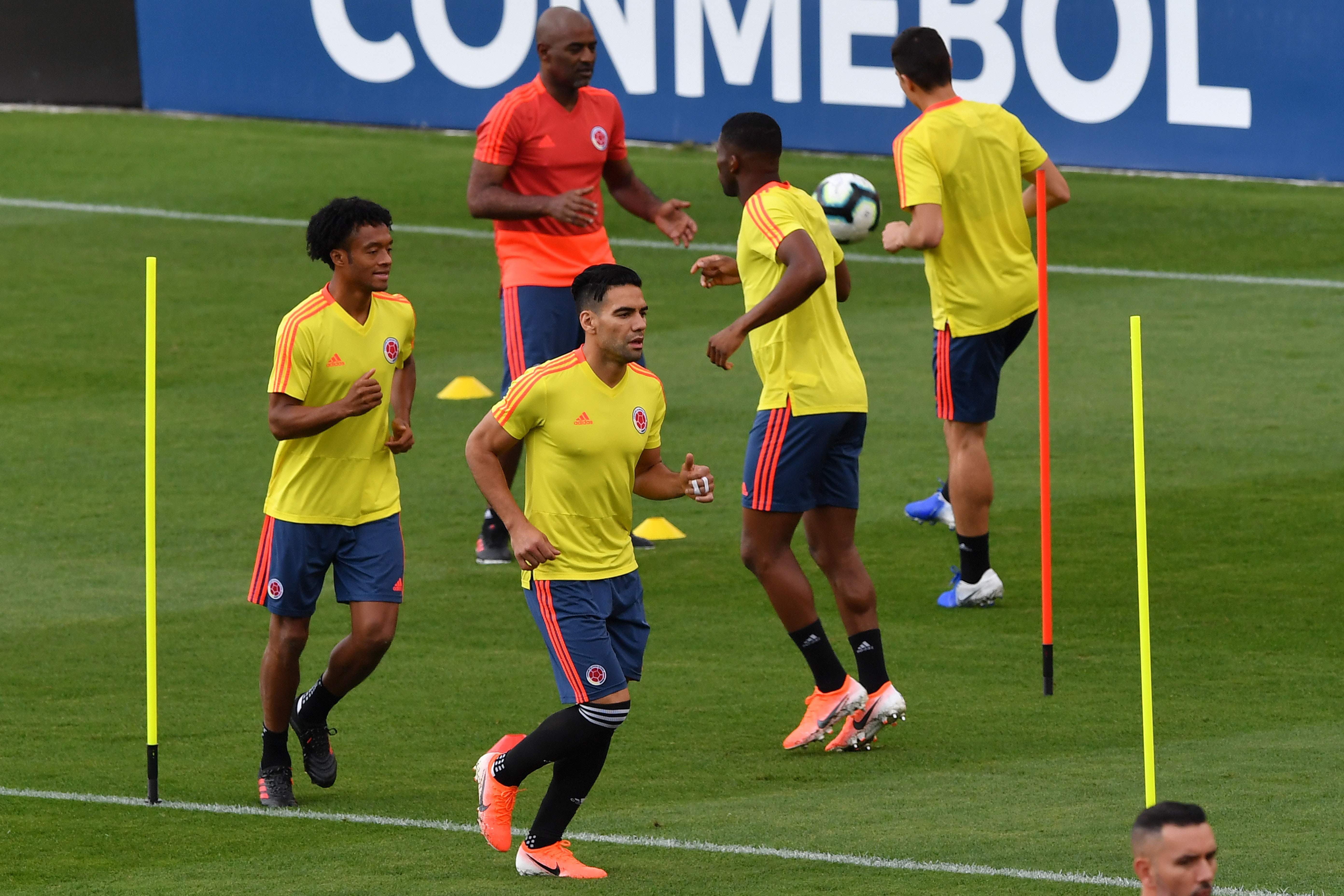 保加利亚队表现不俗，欧洲预选赛比赛火热进行