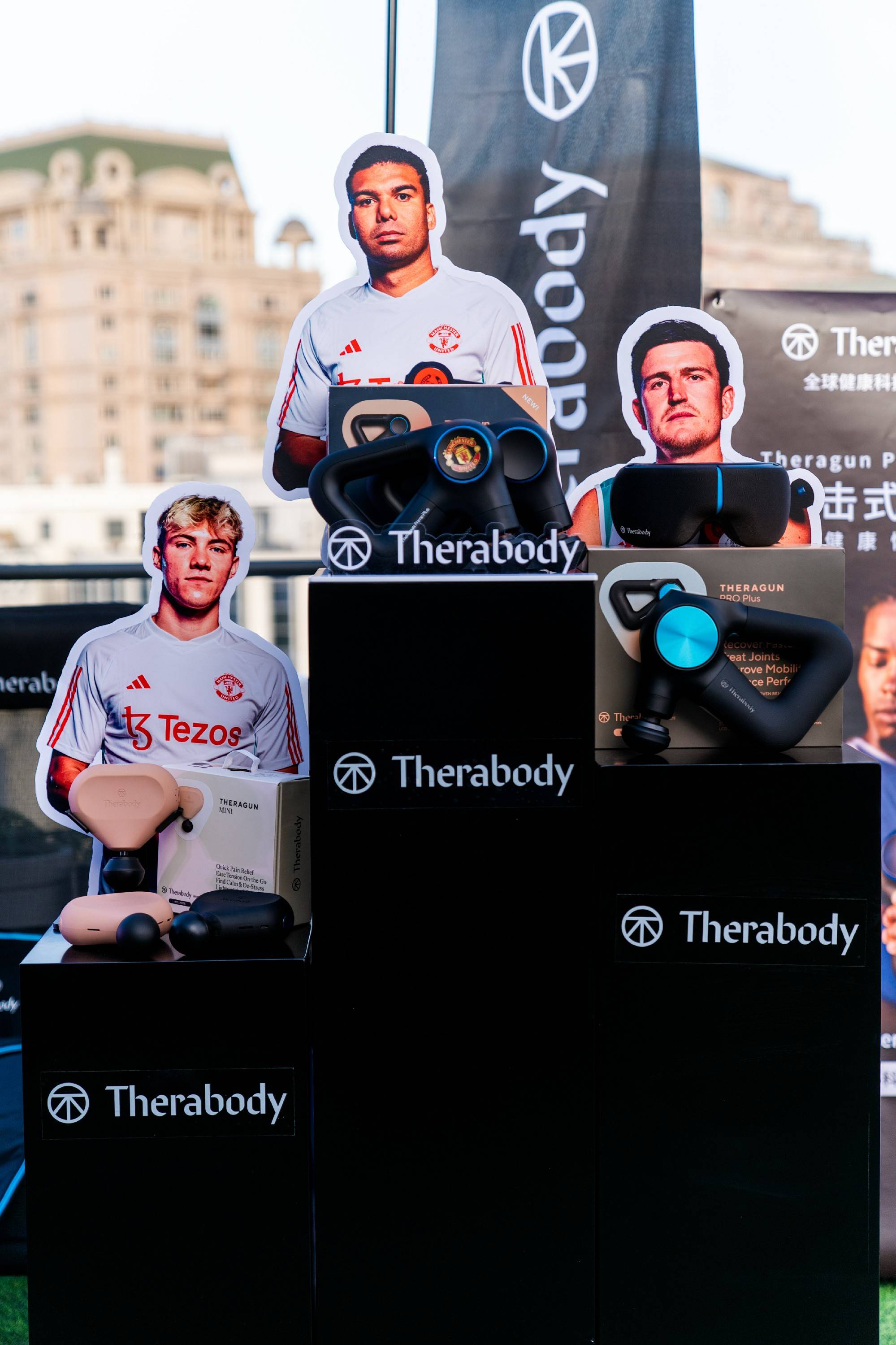 曼联阵容跻身前列，球迷鼓舞士气