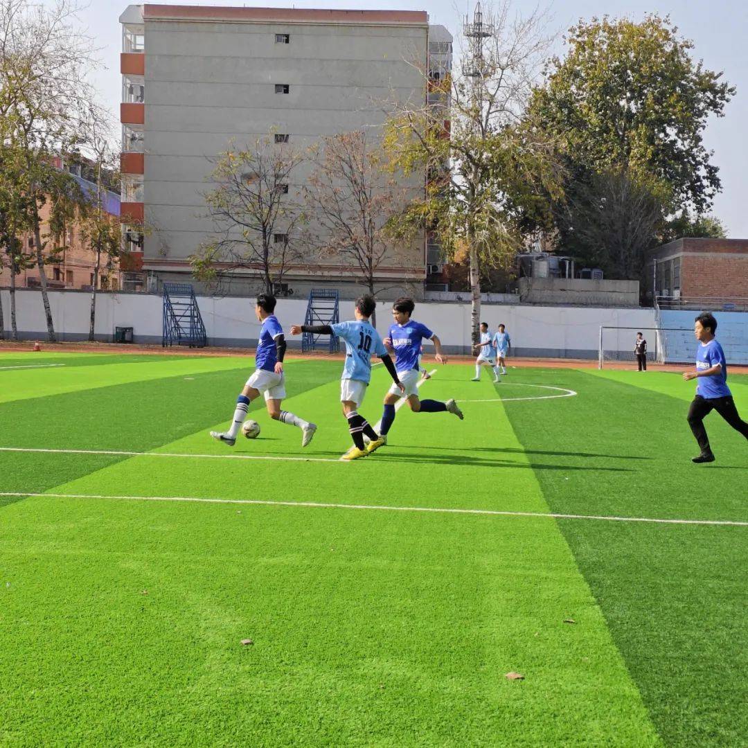 创造传奇！亚洲足球赛场上铸就新辉煌