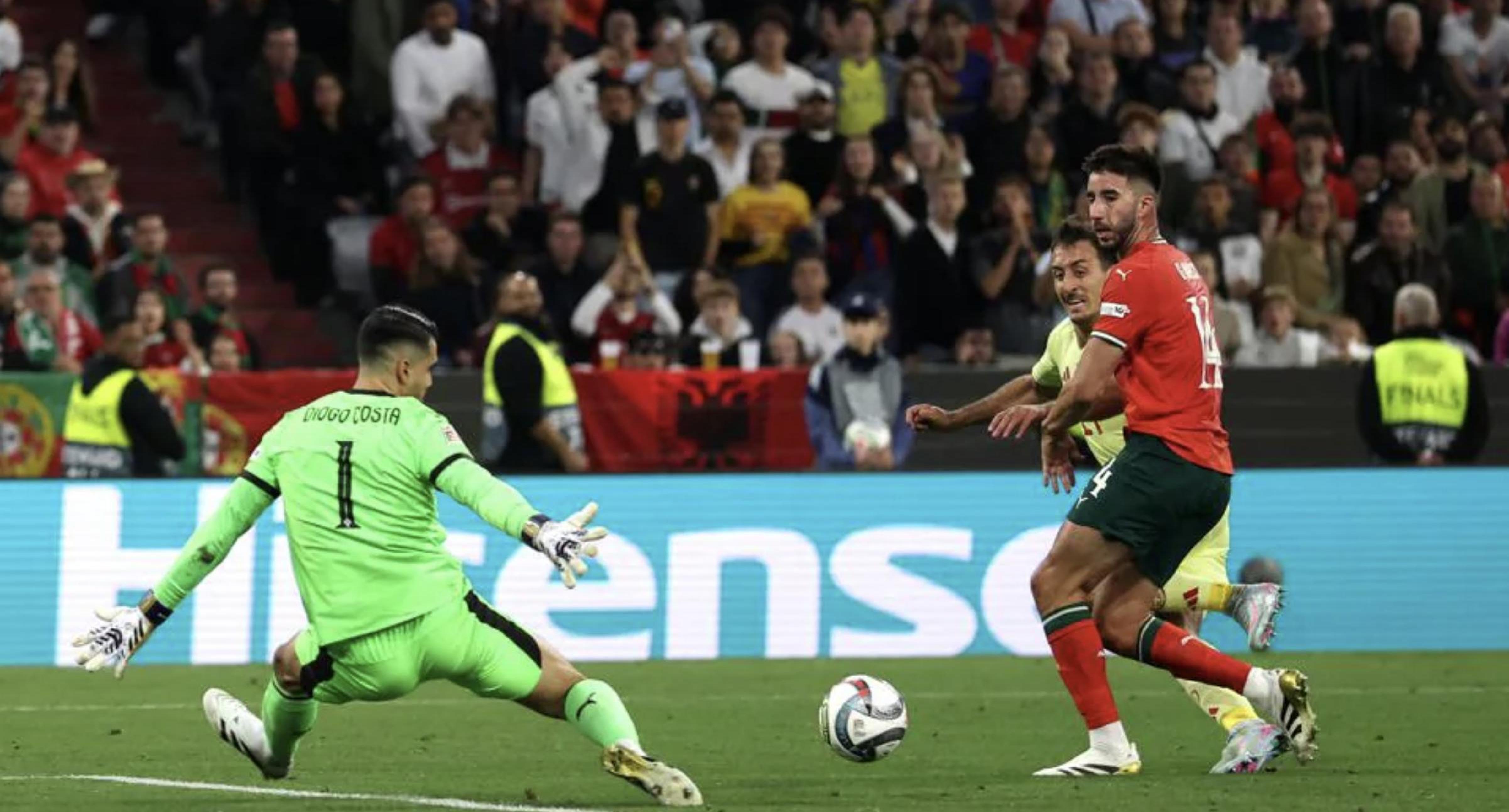 葡萄牙主场不敌摩洛哥,出线压力加大 葡萄牙主场不敌摩洛哥,出线压力加大