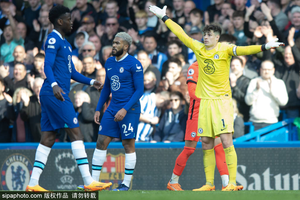 爵士惨失优势，竞逐次轮仍难抉择