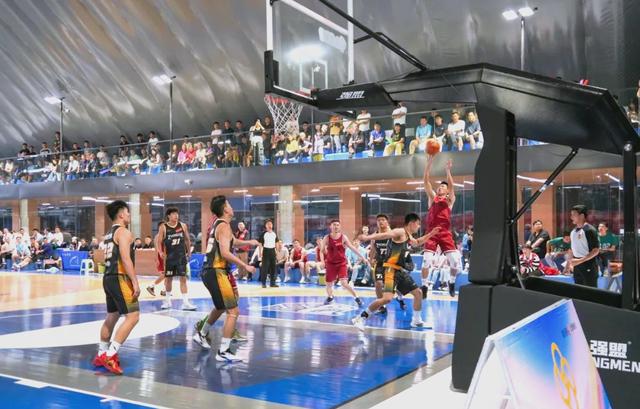 关于激烈对抗!职业篮球赛场上掀起热潮的信息 关于激烈对抗!职业篮球赛场上掀起热潮的信息