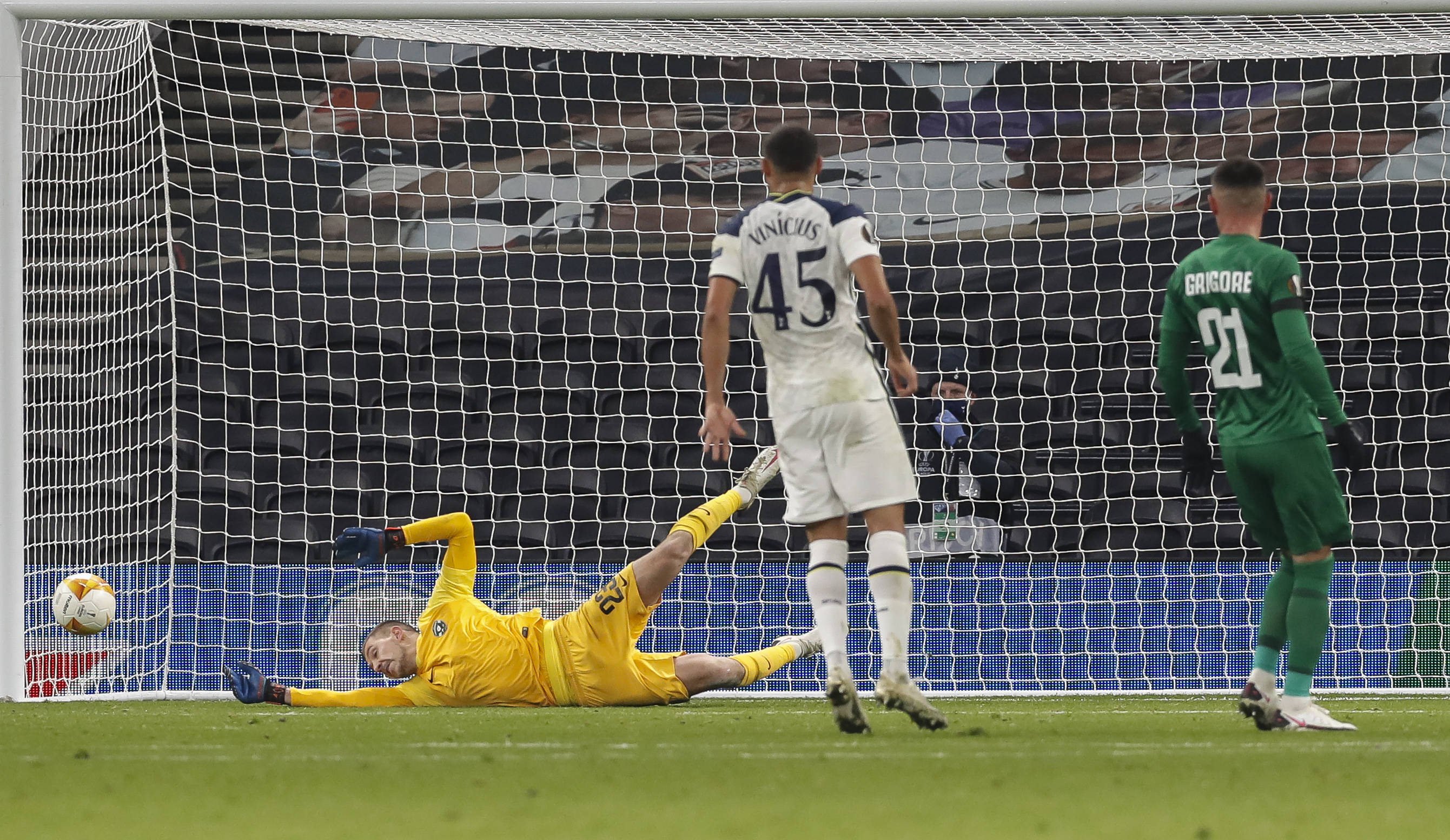 基尔克伦战胜洛桑体育，晋级欧洲足球联赛半决赛