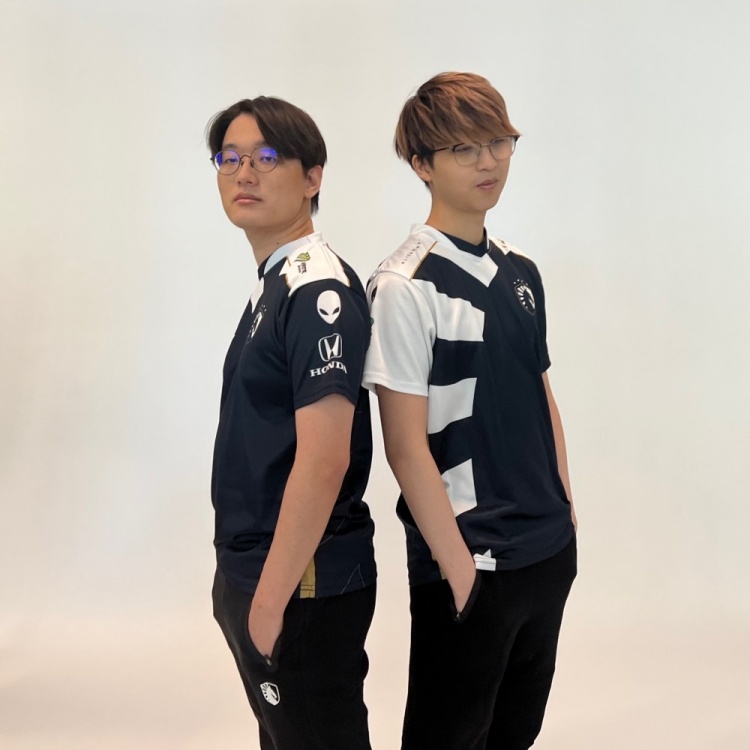 CLG绝杀RNG，Hanssama打出惊人五杀激烈交锋入围赛，引爆全场热议