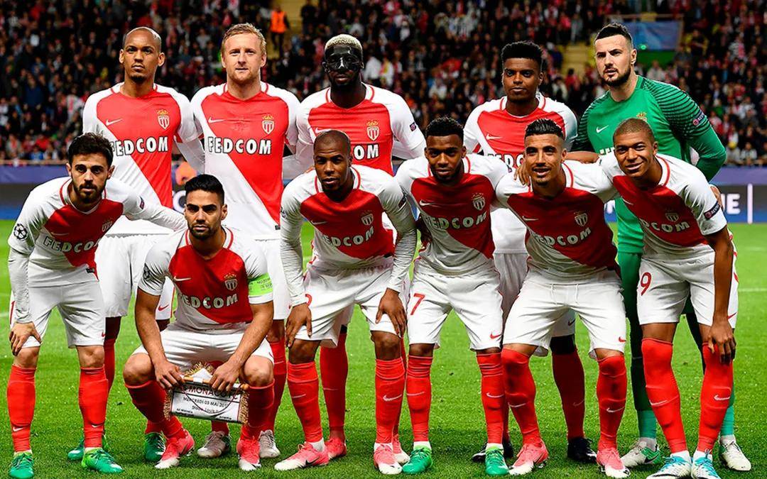 里尔主场完胜第戎,法甲争冠热度再次升温 里尔主场完胜第戎,法甲争冠热度再次升温