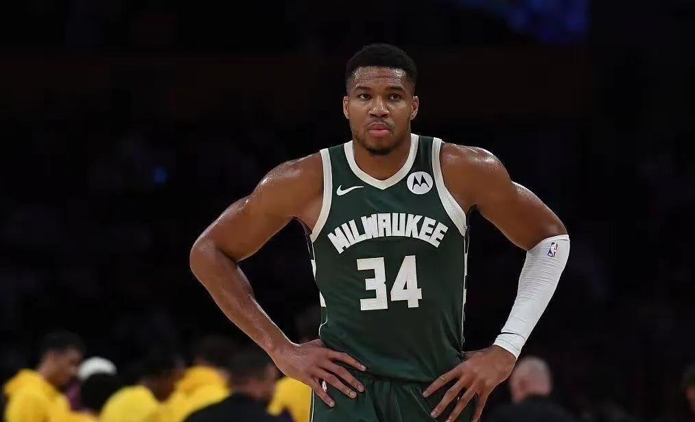 雄鹿将签下前火箭控卫