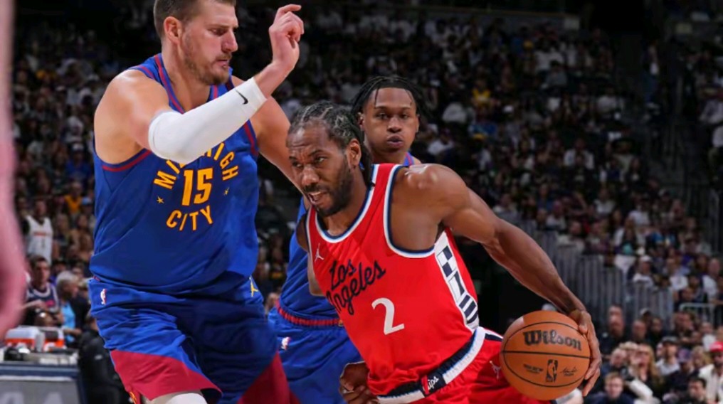 快船客场大胜小牛豪取7连胜的简单介绍