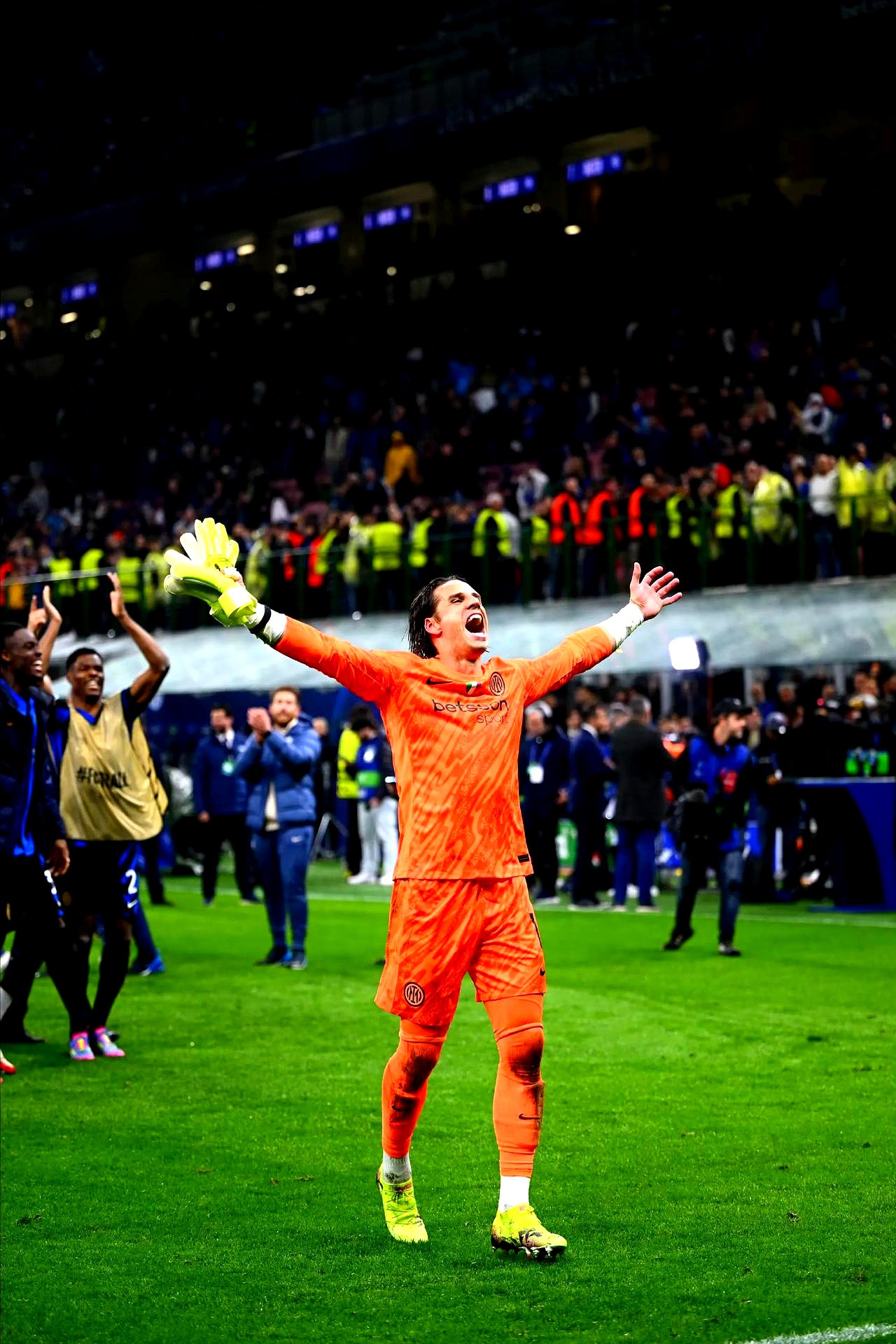 科特迪瓦国脚转会西甲球队,积极备战新赛季的简单介绍 科特迪瓦国脚转会西甲球队,积极备战新赛季的简单介绍