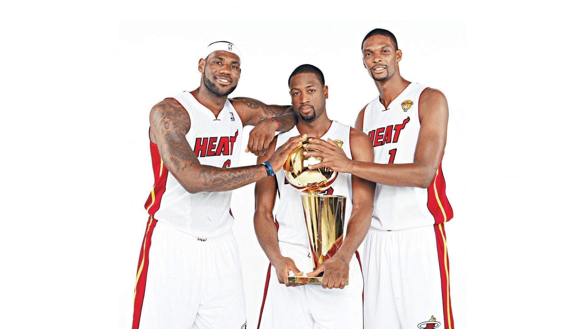 赛场上的双面人生，从北欧风雪中的一球绝杀，到方寸球台前的绝对统治